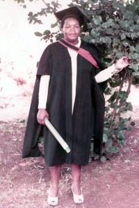 Queeneth Sisana Ntsuntsha 4